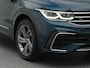 Volkswagen Tiguan R-Line 1.4 TSI eHybrid 245 PK | LED Matrix IQ | Panoramadak | Trekhaak | Achteruitrijcamera | Side Assist |