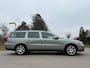 Volvo V70 2.4D Edition | Leder | Trekhaak | Clima | Stoelverwarming | 16" Velgen | PDC | Cruise | APK t/m 20-11-2026 |