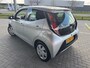 Toyota Aygo 1.0 VVT-i X-PLAY AUTOMAAT + AIRCO/CAMERA/PDC 67.000 KM!