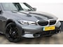 BMW 3-Serie Touring 330e xDrive Pano HUD Tr.haak 19 inch BTW