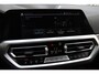 BMW 3-Serie Touring 330e xDrive Pano HUD Tr.haak 19 inch BTW