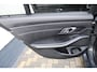 BMW 3-Serie Touring 330e xDrive Pano HUD Tr.haak 19 inch BTW