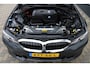 BMW 3-Serie Touring 330e xDrive Pano HUD Tr.haak 19 inch BTW