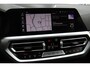BMW 3-Serie Touring 330e xDrive Pano HUD Tr.haak 19 inch BTW