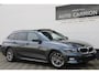 BMW 3-Serie Touring 330e xDrive Pano HUD Trekhaak BTW !!