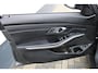 BMW 3-Serie Touring 330e xDrive Pano HUD Tr.haak 19 inch BTW