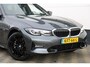 BMW 3-Serie Touring 330e xDrive Pano HUD Tr.haak 19 inch BTW