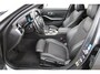 BMW 3-Serie Touring 330e xDrive Pano HUD Tr.haak 19 inch BTW