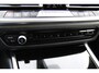 BMW 3-Serie Touring 330e xDrive Pano HUD Tr.haak 19 inch BTW