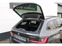 BMW 3-Serie Touring 330e xDrive Pano HUD Tr.haak 19 inch BTW