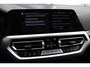 BMW 3-Serie Touring 330e xDrive Pano HUD Tr.haak 19 inch BTW