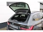 BMW 3-Serie Touring 330e xDrive Pano HUD Tr.haak 19 inch BTW