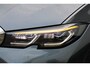BMW 3-Serie Touring 330e xDrive Pano HUD Trekhaak BTW !!