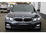BMW 3-Serie Touring 330e xDrive Pano HUD Trekhaak BTW !!