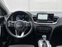 Kia Xceed 1.6 GDi PHEV DynamicLine Automaat / SOH 100% / 1.300kg Trekgewicht / Dealer Onderhouden / Fabrieksgarantie tot 7-2029 / Stuur-/Stoelverwarming / Apple Carplay/Android Auto / Navigatie / Achteruitrijcamera / Adaptieve Cruise Control / Elektrische achterklep /