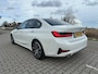 BMW 3-Serie 330e High Executive, HUD, Schuifdak, Carplay, LED, Stoelverwarming,
