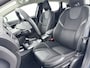 Volvo V40 T2 A/T Polar+ | 16" Allseason | Navigatie | Stoelverwarming | Parkeerverwarming | Parkeersensoren | Elektr. inkl. Spiegels | Climate Control | Regensensor