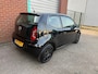 Volkswagen Up! 1.0 take up! Airco Bj:2012