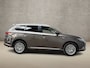 Mitsubishi Outlander 2.4 PHEV Deluxe 225Pk Automaat (APPLE CARPLAY, GROOT NAVI, CAMERA, LEDER/ALCANTARA, STOELVERWARMING, SPORTSTOELEN, GETINT GLAS, CRUISE, NIEUWSTAAT)