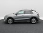 Volkswagen T-Roc Life First Edition 1.5 eTSI 116 PK | Trekhaak | Stoel- & Stuurverwarming | Carplay | Camera |
