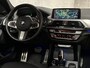 BMW X3 xDrive20i M Sport High Executive 184Pk Automaat (PANORAMADAK, M PAKKET, GROOT NAVI, 360 CAMERA, HARMAN/KARDON, LEDER, STOELVERWARMING, ADAPTIVE CRUISE, GETINT GLAS, TREKHAAK, NIEUWSTAAT)