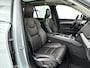 Volvo XC90 T8 Plug-in hybrid AWD Ultra Dark | Panoramadak | SOH 97% | 360° camera | Bowers & Wilkins | Luchtvering | Stoel- en Stuurverwarming | Stoelventilatie | Trekhaak