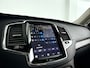 Volvo XC90 T8 Plug-in hybrid AWD Ultra Dark | Panoramadak | SOH 97% | 360° camera | Bowers & Wilkins | Luchtvering | Stoel- en Stuurverwarming | Stoelventilatie | Trekhaak
