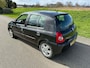 Renault Clio 1.2-16V Campus uitvoering 4 deurs airco nw apk en garantie !