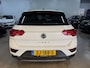 Volkswagen T-Roc 1.0 TSI Style / ECC/PANORAMA/18 INCH/LED