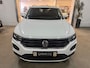 Volkswagen T-Roc 1.0 TSI Style / ECC/PANORAMA/18 INCH/LED