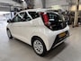 Toyota Aygo 1.0 VVT-i 72pk 5D x-play | Apple carplay / Android auto | Camera | Airco | All season banden | NAP | Rijklaar prijs!