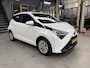 Toyota Aygo 1.0 VVT-i 72pk 5D x-play | Apple carplay / Android auto | Camera | Airco | All season banden | NAP | Rijklaar prijs!