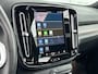 Volvo XC40 Recharge P8 AWD R-Design | 19" | Trekhaak | Panoramadak | 360 Camera | Harman Kardon | Getint Glas | Adaptieve Cruise | BLIS | Stoel/Stuurverwarming