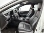 Toyota RAV4 2.5 Plug-in Hybrid AWD Bi-Tone Plus | Dealer Onderhouden | Stoelventilatie | Stoel+stuurverwarming | JBL | Head-Up Display | 360 Camera + Camera binnenspiegel | Elektrisch verstelbare bestuurdersstoel met geheugen |