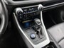 Toyota RAV4 2.5 Plug-in Hybrid AWD Bi-Tone Plus | Dealer Onderhouden | Stoelventilatie | Stoel+stuurverwarming | JBL | Head-Up Display | 360 Camera + Camera binnenspiegel | Elektrisch verstelbare bestuurdersstoel met geheugen |