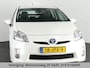 Toyota Prius 1.8 DYNAMIC NAVI 100% ONDERHOUDEN ZEER ZUINIG. NAVI.CAMERA.CRUISE.CLIMAT CONTROLL