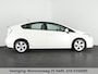 Toyota Prius 1.8 DYNAMIC NAVI 100% ONDERHOUDEN ZEER ZUINIG. NAVI.CAMERA.CRUISE.CLIMAT CONTROLL