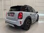 MINI Countryman 2.0 Cooper SE ALL4 Untamed PANO/H&K/SOH 92%/HEAD-UP/CAMERA/18"BLACK/MEMORY/SFEER/UNION-FLAG A.LICHTEN/UNIEKE AUTO, ALLE EXTERIEUR ACCENTEN BLACK ALL BLACK INCL. BELTLINE EN VELGEN BLACK/MOMENTUM-GREY