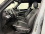 MINI Countryman 2.0 Cooper SE ALL4 Untamed PANO/H&K/SOH 92%/HEAD-UP/CAMERA/18"BLACK/MEMORY/SFEER/UNION-FLAG A.LICHTEN/UNIEKE AUTO, ALLE EXTERIEUR ACCENTEN BLACK ALL BLACK INCL. BELTLINE EN VELGEN BLACK/MOMENTUM-GREY