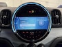 MINI Countryman 2.0 Cooper SE ALL4 Untamed PANO/H&K/SOH 92%/HEAD-UP/CAMERA/18"BLACK/MEMORY/SFEER/UNION-FLAG A.LICHTEN/UNIEKE AUTO, ALLE EXTERIEUR ACCENTEN BLACK ALL BLACK INCL. BELTLINE EN VELGEN BLACK/MOMENTUM-GREY