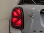 MINI Countryman 2.0 Cooper SE ALL4 Untamed PANO/H&K/SOH 92%/HEAD-UP/CAMERA/18"BLACK/MEMORY/SFEER/UNION-FLAG A.LICHTEN/UNIEKE AUTO, ALLE EXTERIEUR ACCENTEN BLACK ALL BLACK INCL. BELTLINE EN VELGEN BLACK/MOMENTUM-GREY