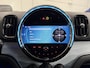 MINI Countryman 2.0 Cooper SE ALL4 Untamed PANO/H&K/SOH 92%/HEAD-UP/CAMERA/18"BLACK/MEMORY/SFEER/UNION-FLAG A.LICHTEN/UNIEKE AUTO, ALLE EXTERIEUR ACCENTEN BLACK ALL BLACK INCL. BELTLINE EN VELGEN BLACK/MOMENTUM-GREY