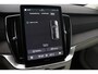Volvo XC90 T8 Plug-in hybrid Ultra Dark | Bowers&Wilkins | Luchtvering | Massage | 22 Inch | Trekhaak | Head-Up