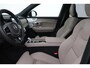 Volvo XC90 T8 Plug-in hybrid Ultra Dark | Bowers&Wilkins | Luchtvering | Massage | 22 Inch | Trekhaak | Head-Up