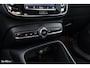 Volvo XC40 Recharge Twin Ultimate 78 kWh | Zwenkbare trekhaak | Panorama dak | Adaptieve cruise | Blis | Harman Kardon |