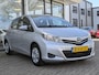 Toyota Yaris 1.0 VVT-i Aspiration | Lage km-stand! | Dealer OH | Trekhaak | Airco | Camera | Bluetooth