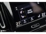 Volvo XC40 1.5 T4 Recharge R-Design Plug-in hybrid | Zwenkbare trekhaak | Cruise control | Blis | Apple carplay |