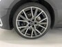Audi A4 Avant 40 TFSI S edition 19" ACC Trekhaak Navi Audi virtual cockpit Masage