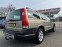 Volvo XC70 2.5 T Summum 154kW,Apk 26/2/27,Airco,Cruise,Dealer ondh,Nap,Trekhaak