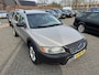 Volvo XC70 2.5 T Summum 154kW,Apk 26/2/27,Airco,Cruise,Dealer ondh,Nap,Trekhaak